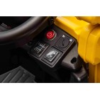 Lasten akkutraktori peräkärryllä